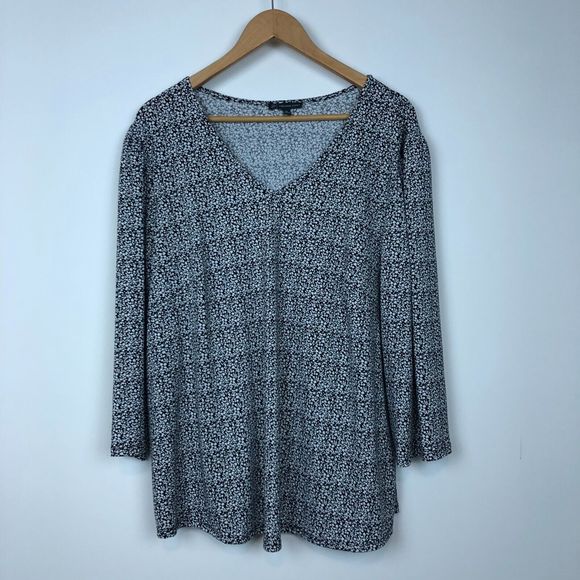 Adrianna Papell Women's Printed Long Sleeve V Neck Blouse Shirt Floral Size 2X - Picture 1 of 5